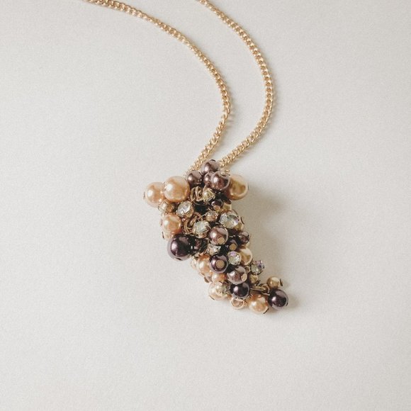 Pearl Grape Bunch Cluster Pendant Chain Necklace - Picture 2 of 10